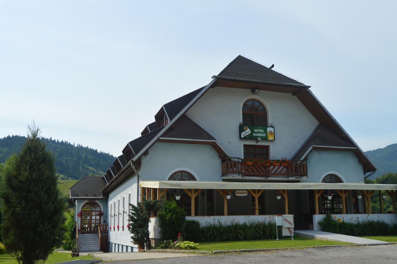 Motel Gombas Exterior photo